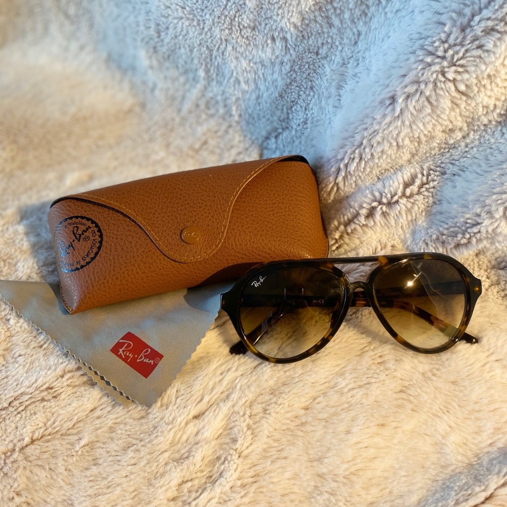Ray Ban CATS 5000